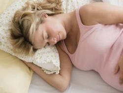 Почему нельзя беременной спать на спине